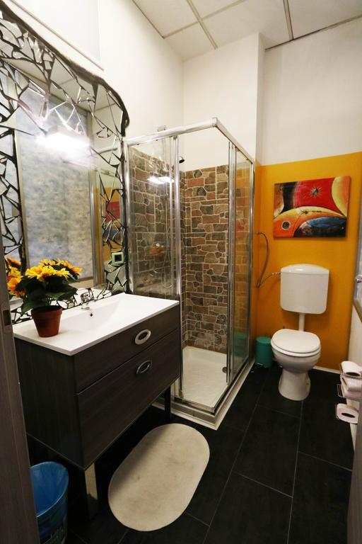 Panda Hostel Milano Eksteriør bilde